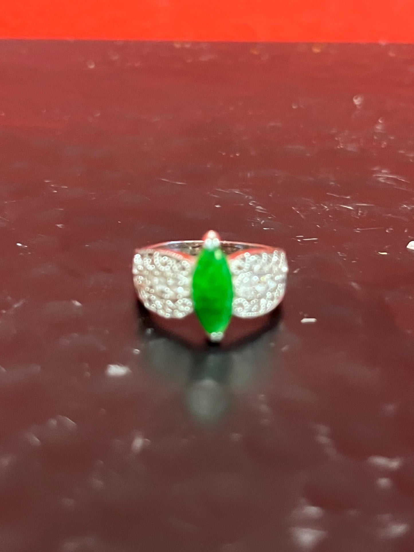 Beautiful antique stamped 10k, white gold ring with emerald   - estate piece size 5.5 and great value  shiny gold Ring