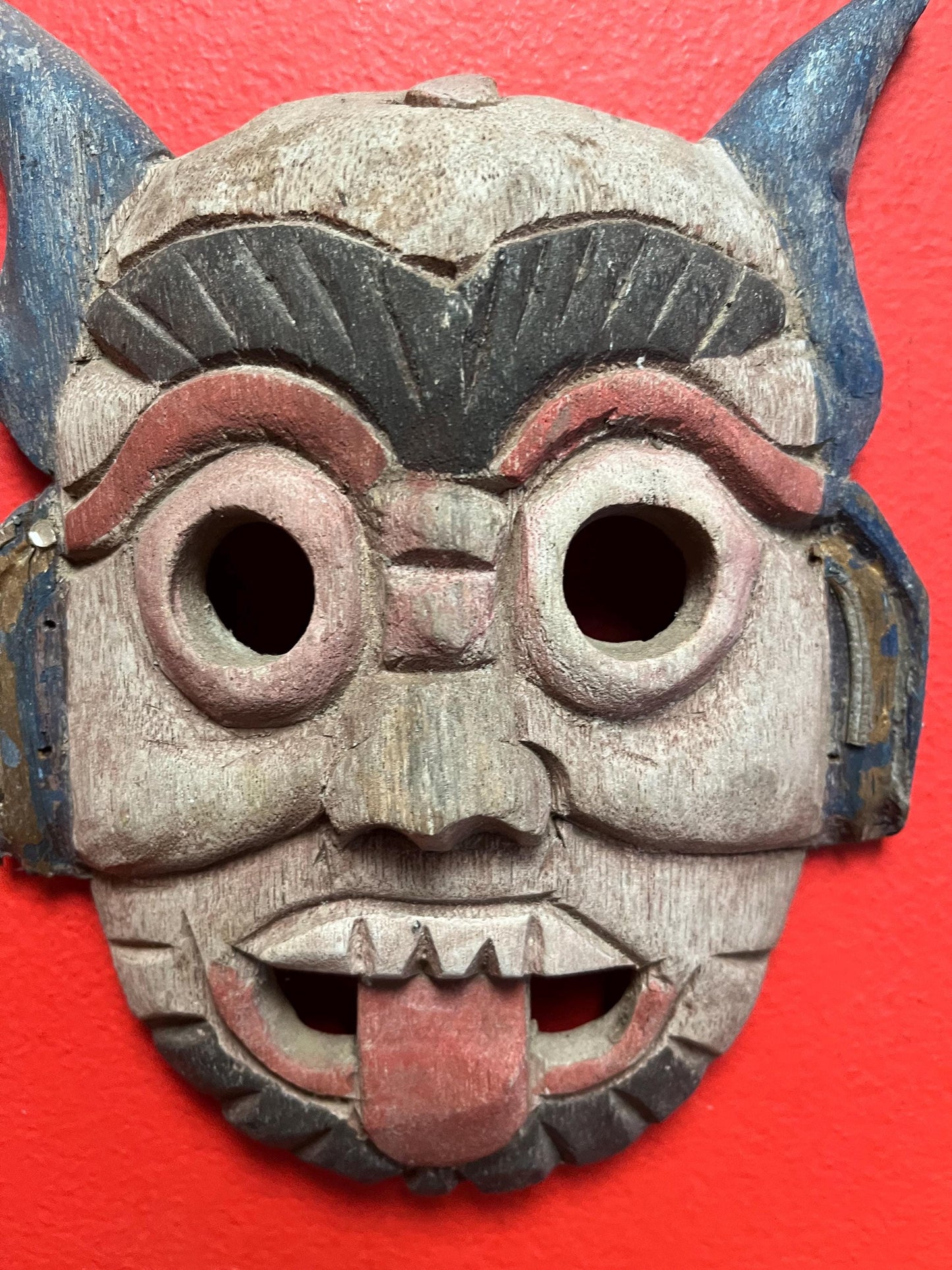 Lovely antique 8 x 6 Tibetan mask with great patina and ready to hang wow   small crack