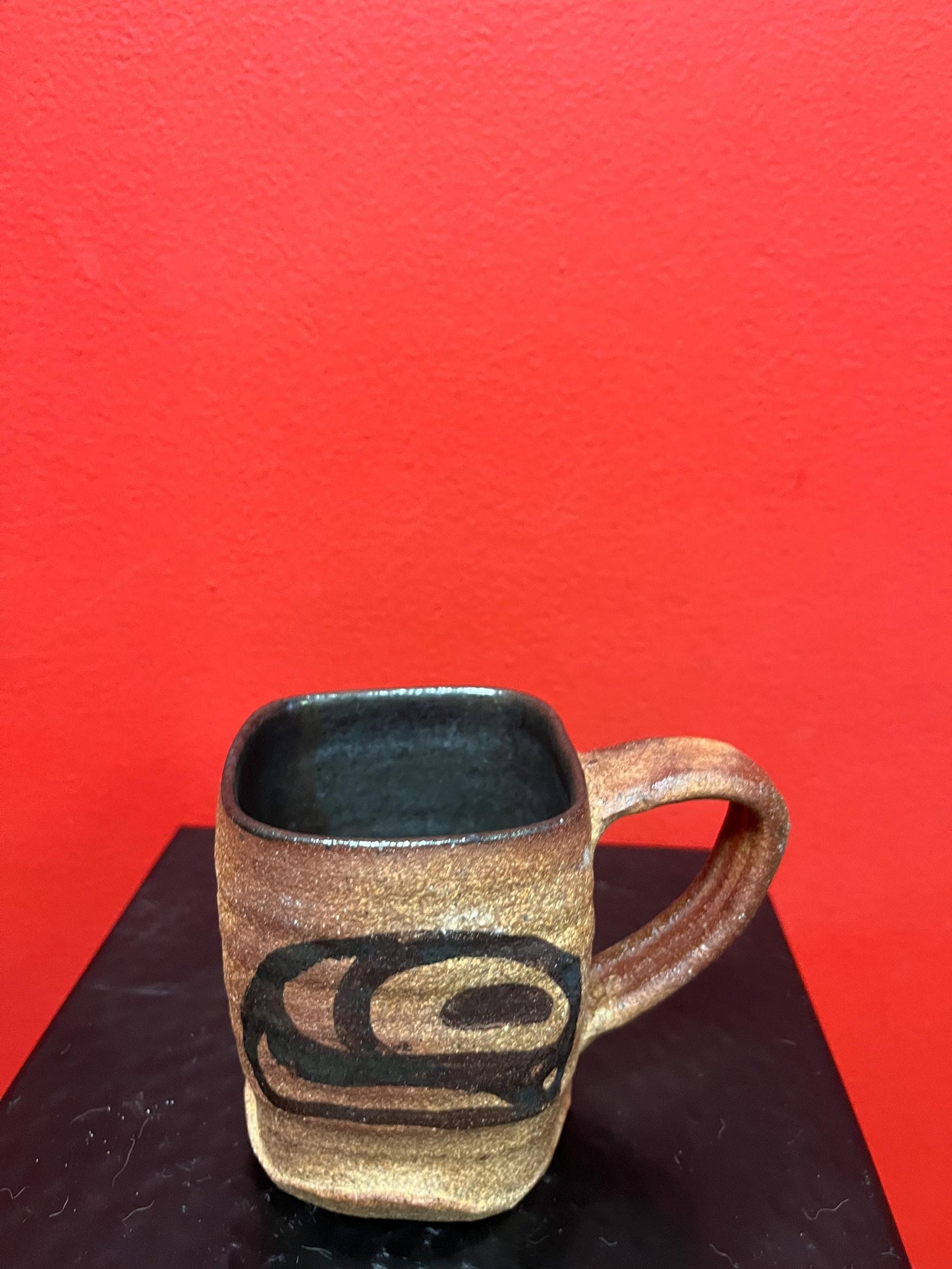 Lovely indigenous first nations Pacific Northwest coast  signed painted pottery mug  old  very cool  perfect condition  4 x 3 high