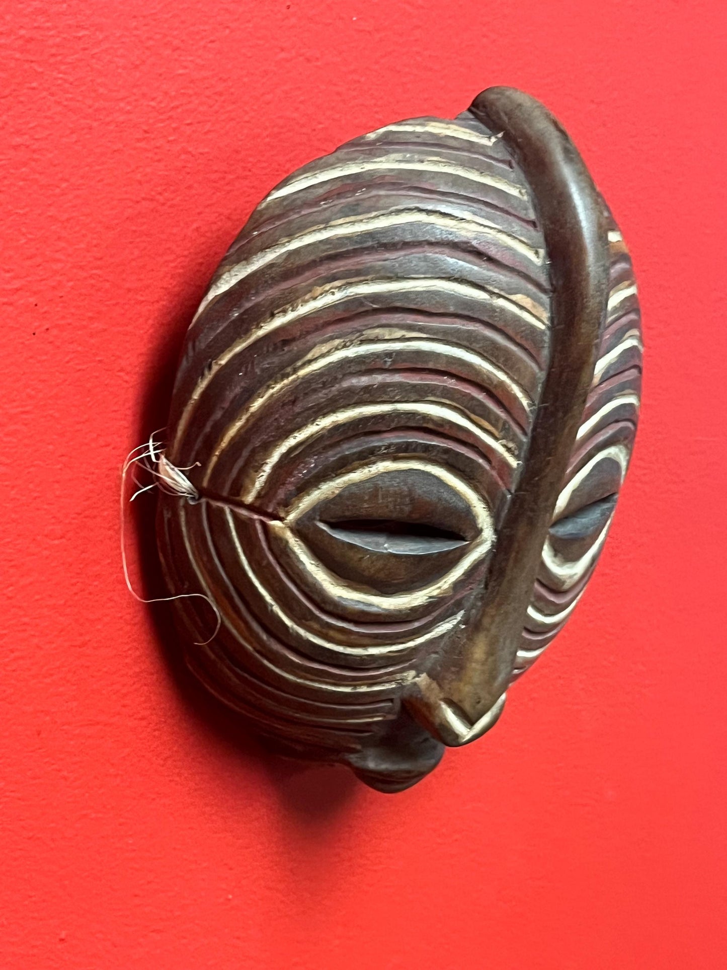 8 x 7 fabulous 1950s African Tanzanian artefact mask  Great condition and wonderful patina  From important collection -wow