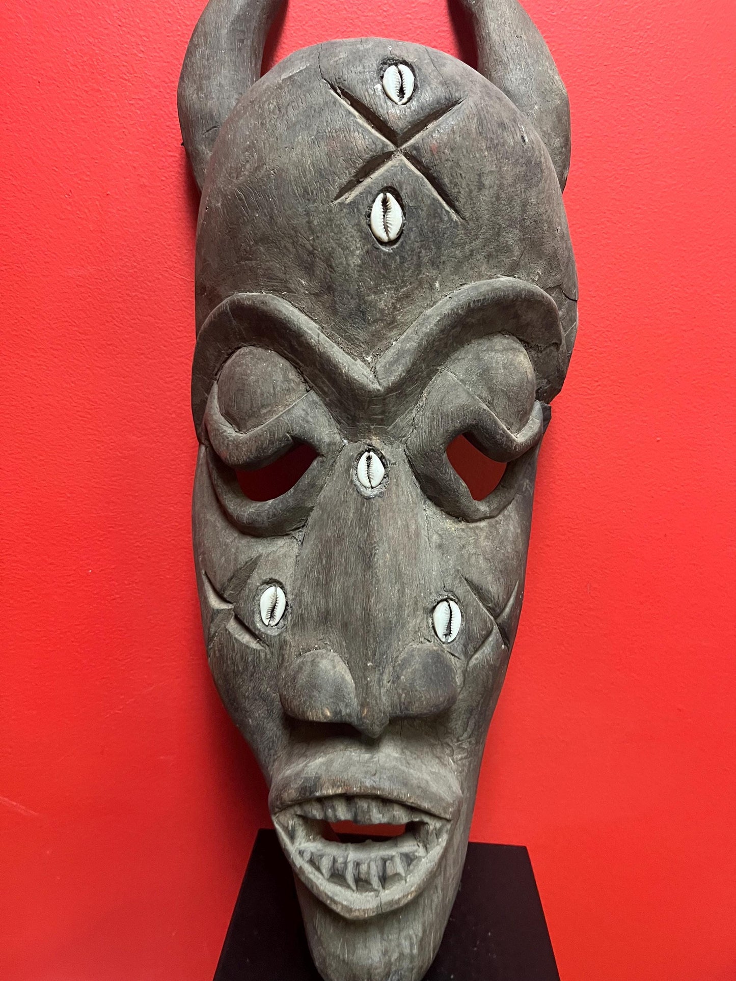 26 x 9 inch fabulous 1950s African Tanzanian artefact mask  Great condition and wonderful patina  From important collection -wow