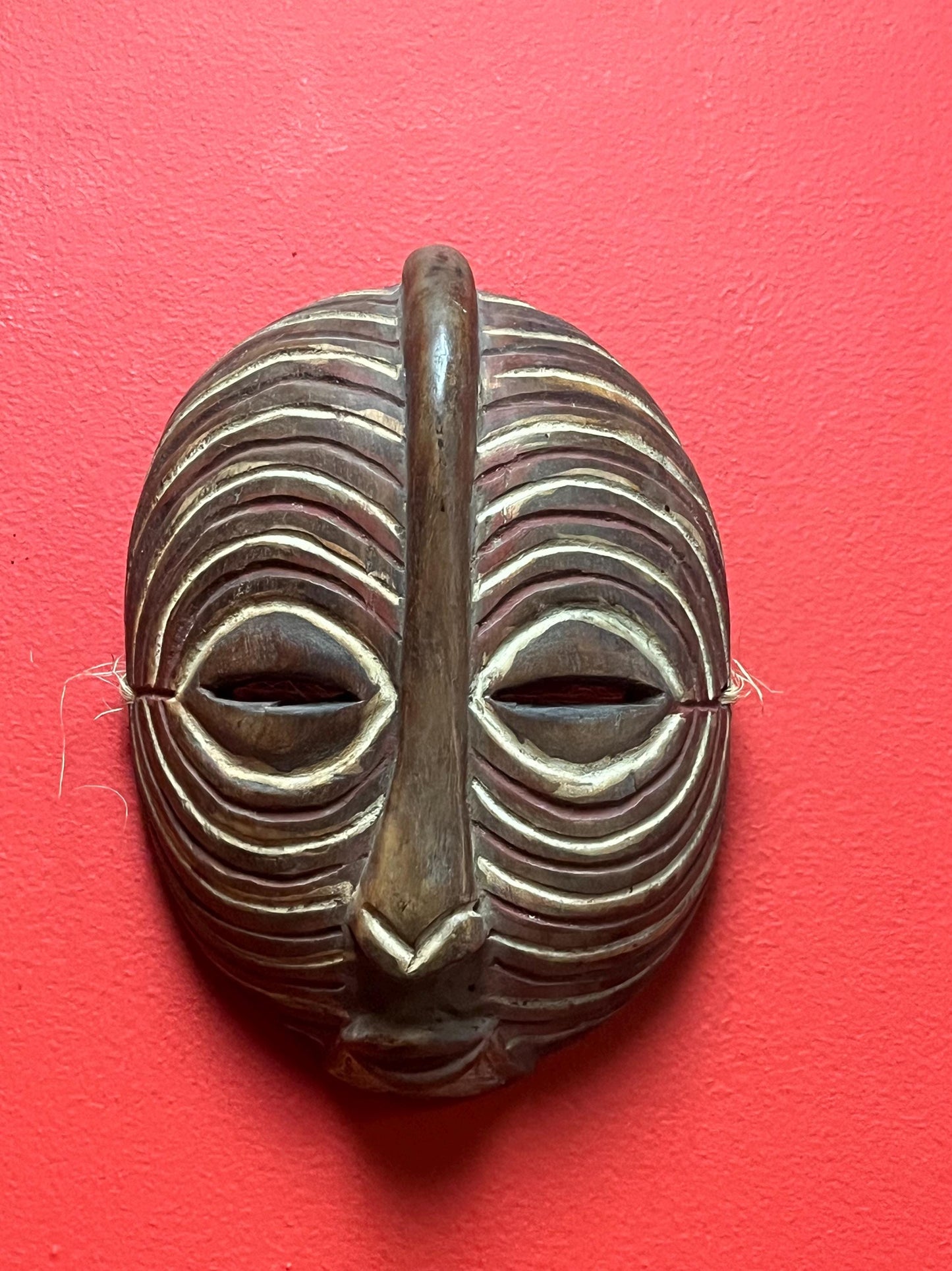 8 x 7 fabulous 1950s African Tanzanian artefact mask  Great condition and wonderful patina  From important collection -wow