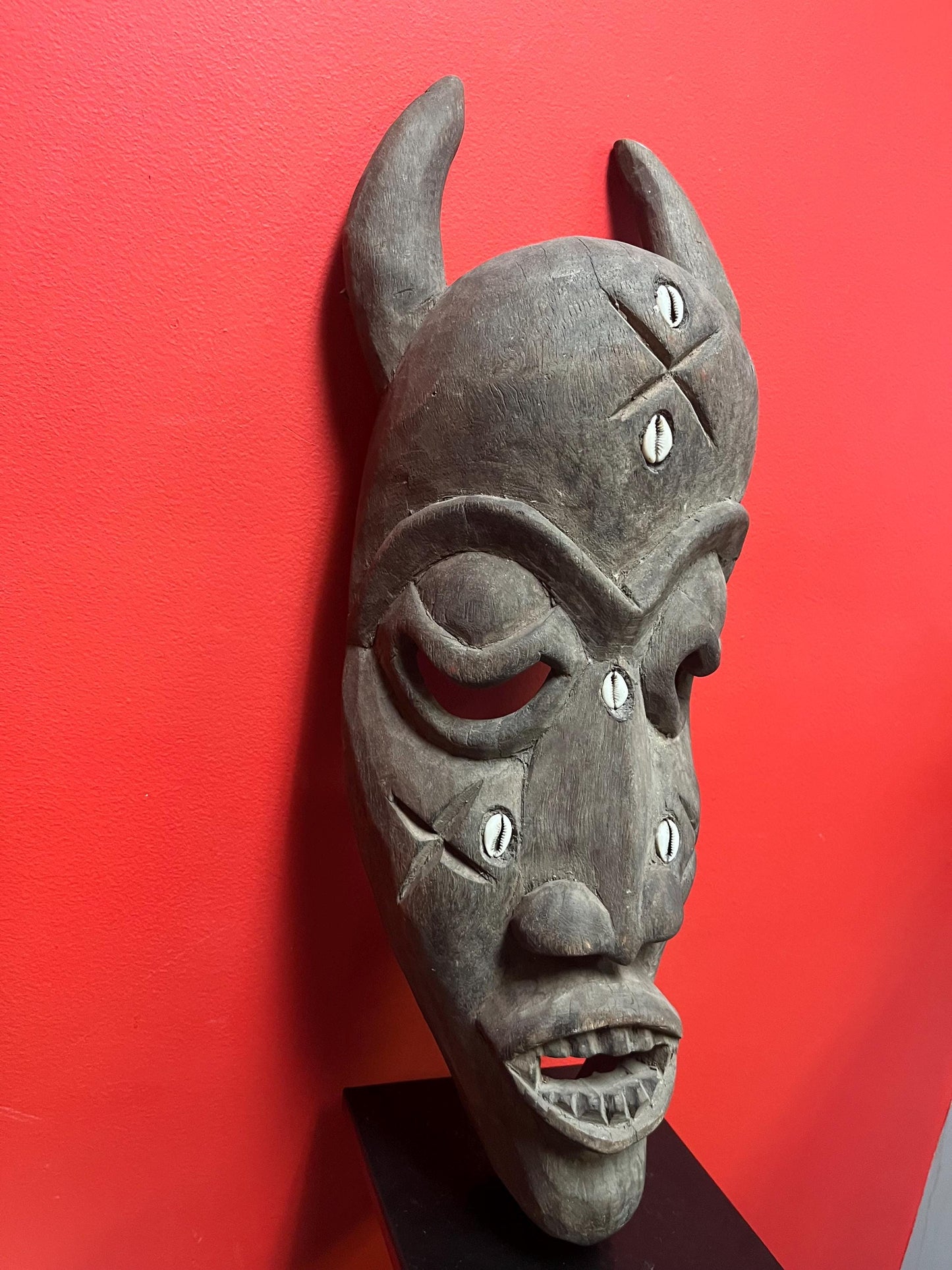 26 x 9 inch fabulous 1950s African Tanzanian artefact mask  Great condition and wonderful patina  From important collection -wow