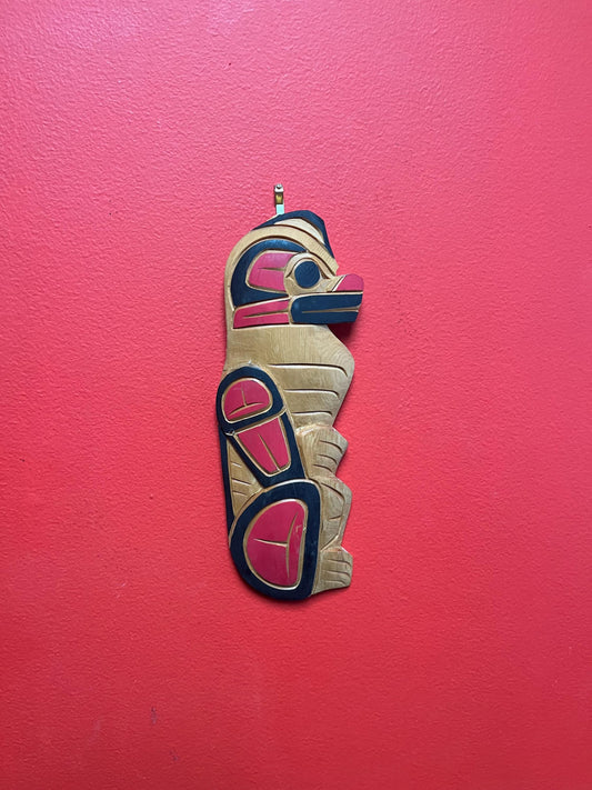 10 x 4 inch indigenous First Nations Pacific Northwest Bear plaque by Leo mitchell  great colour and carving  good value