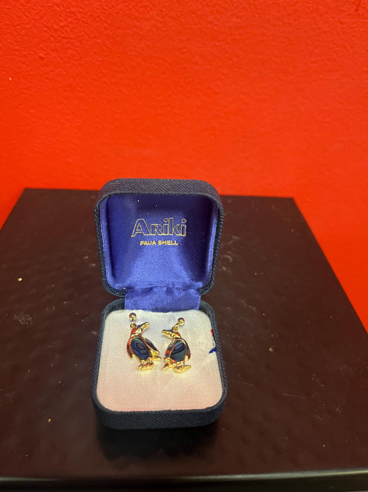 Very cool penguin earrings in original box   great gift