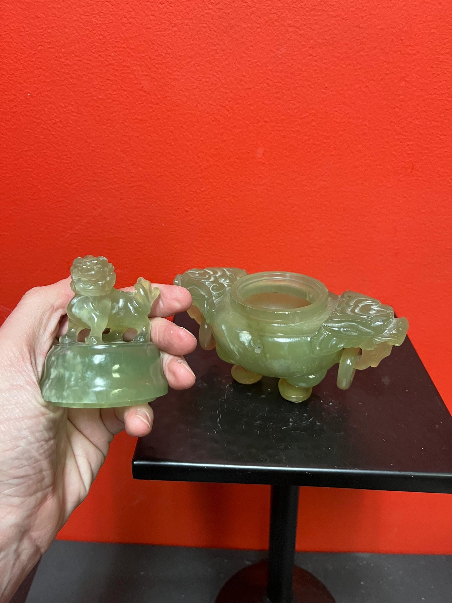 6 x 6 high beautiful antique jade foo dog topped Chinese covered jar - great detail and quality and perfect condition - great value