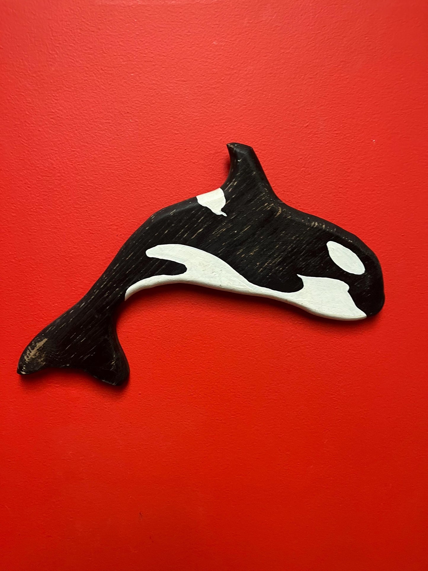 Very cool 16 x 6“ tall vintage Vancouver Island made killer whale plaque  beautiful look  Canadian killer whale  great gift - FOLK ART