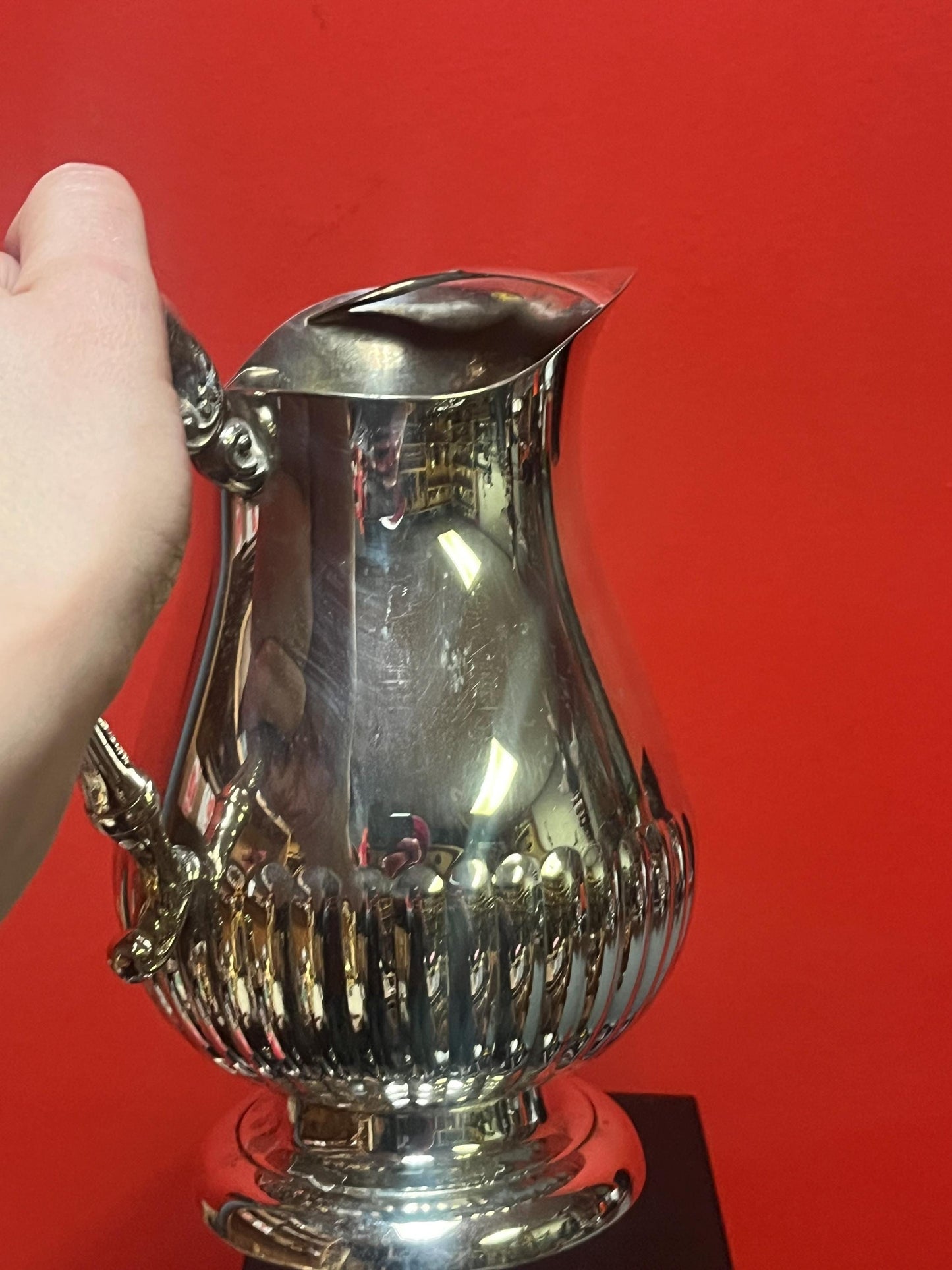 Stunning English silver plated water jug  perfect for entertaining  antique but like new condition - wow - approximately 8.5 inches high