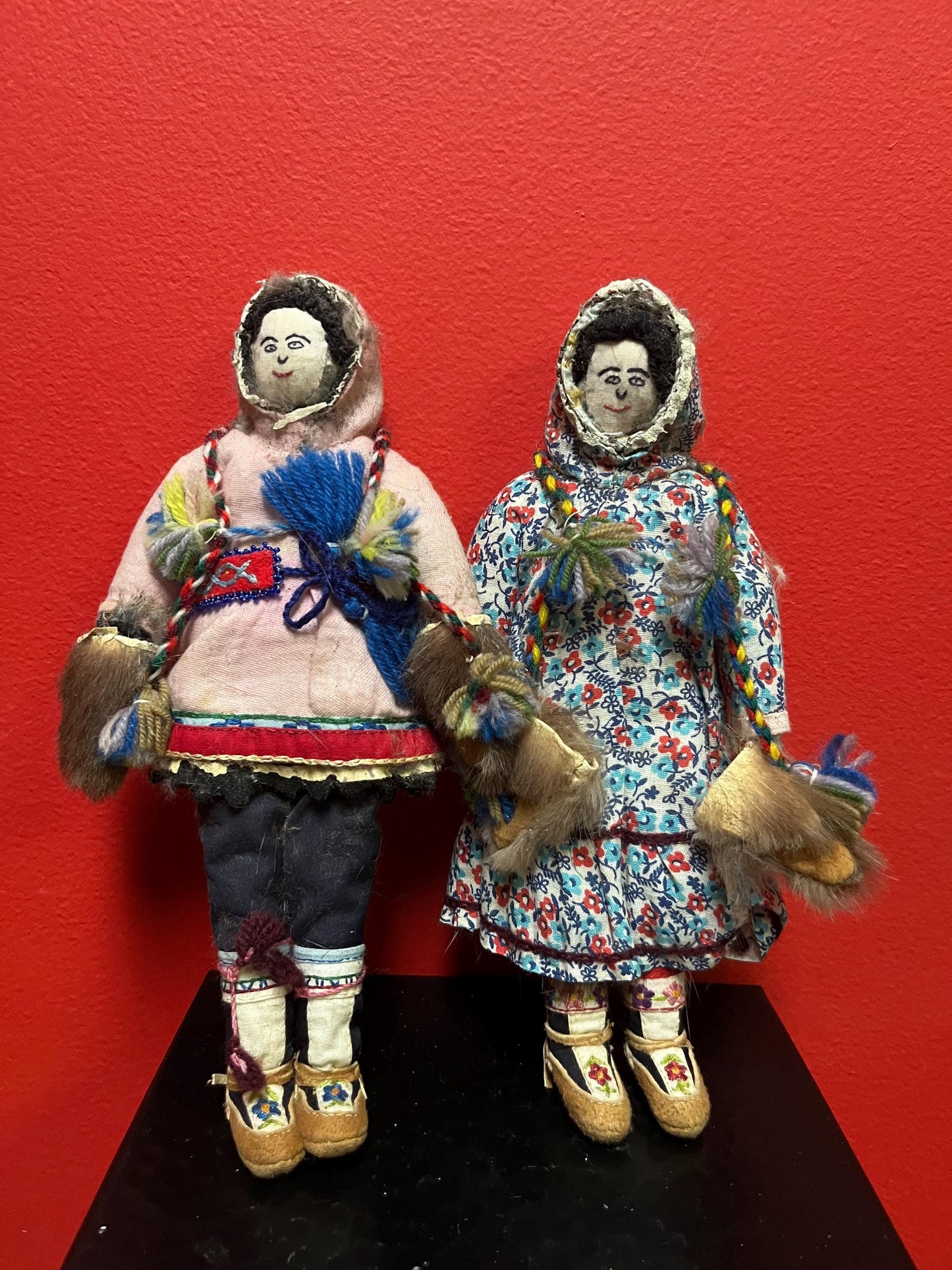 Pair of 9 inch tall first nations indigenous Inuit  cloth dolls with amazing boots see photos but  pretty good condition