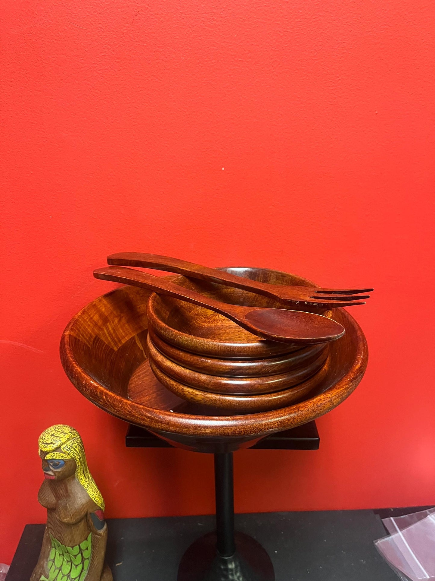 Lovely highly polished teak wood vintage salad set for 5  amazing to use or give as a gift