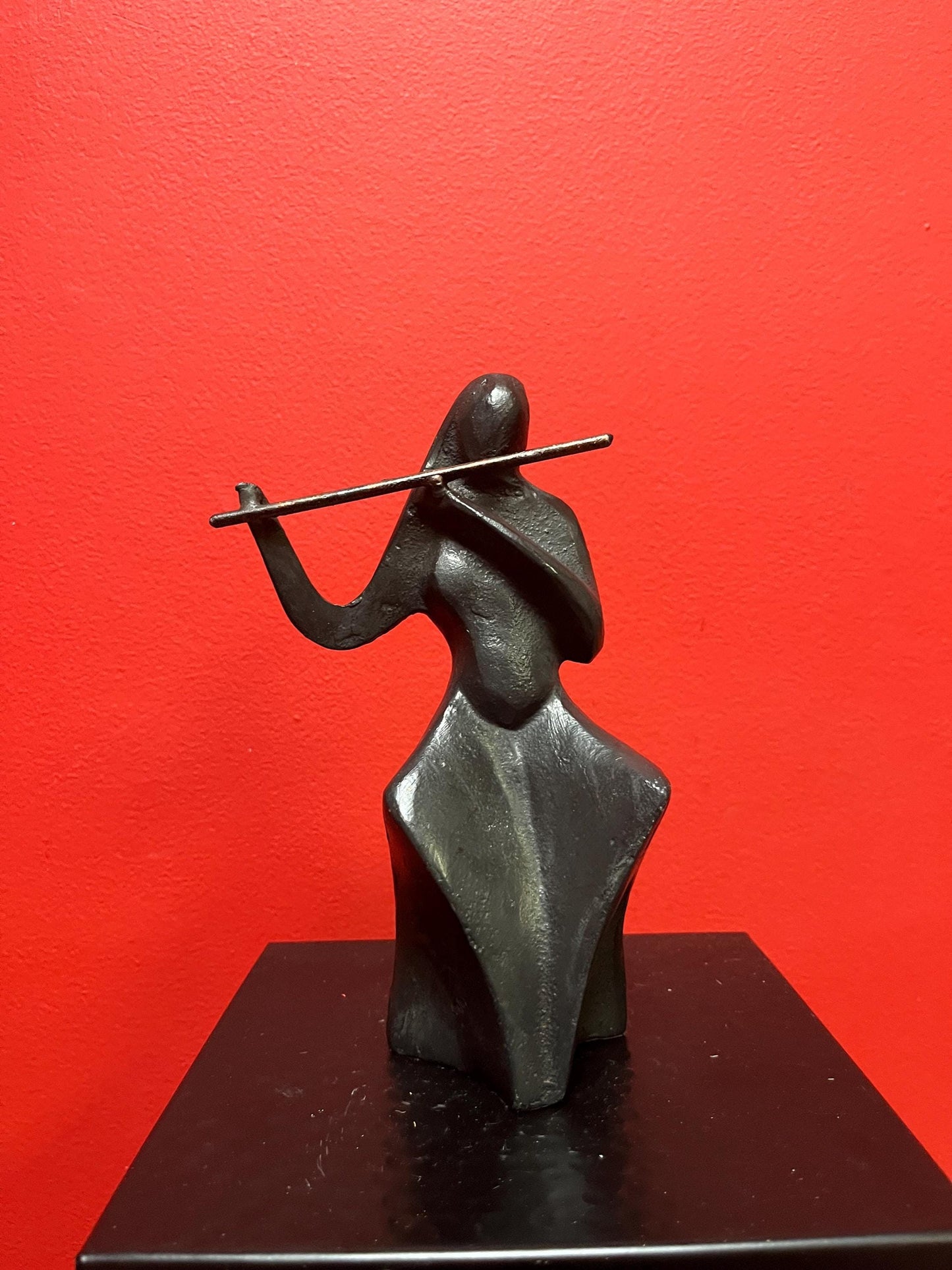 9 inch tall bronze musician  simplistic beauty  heavy and wonderful patina  great value  great gift