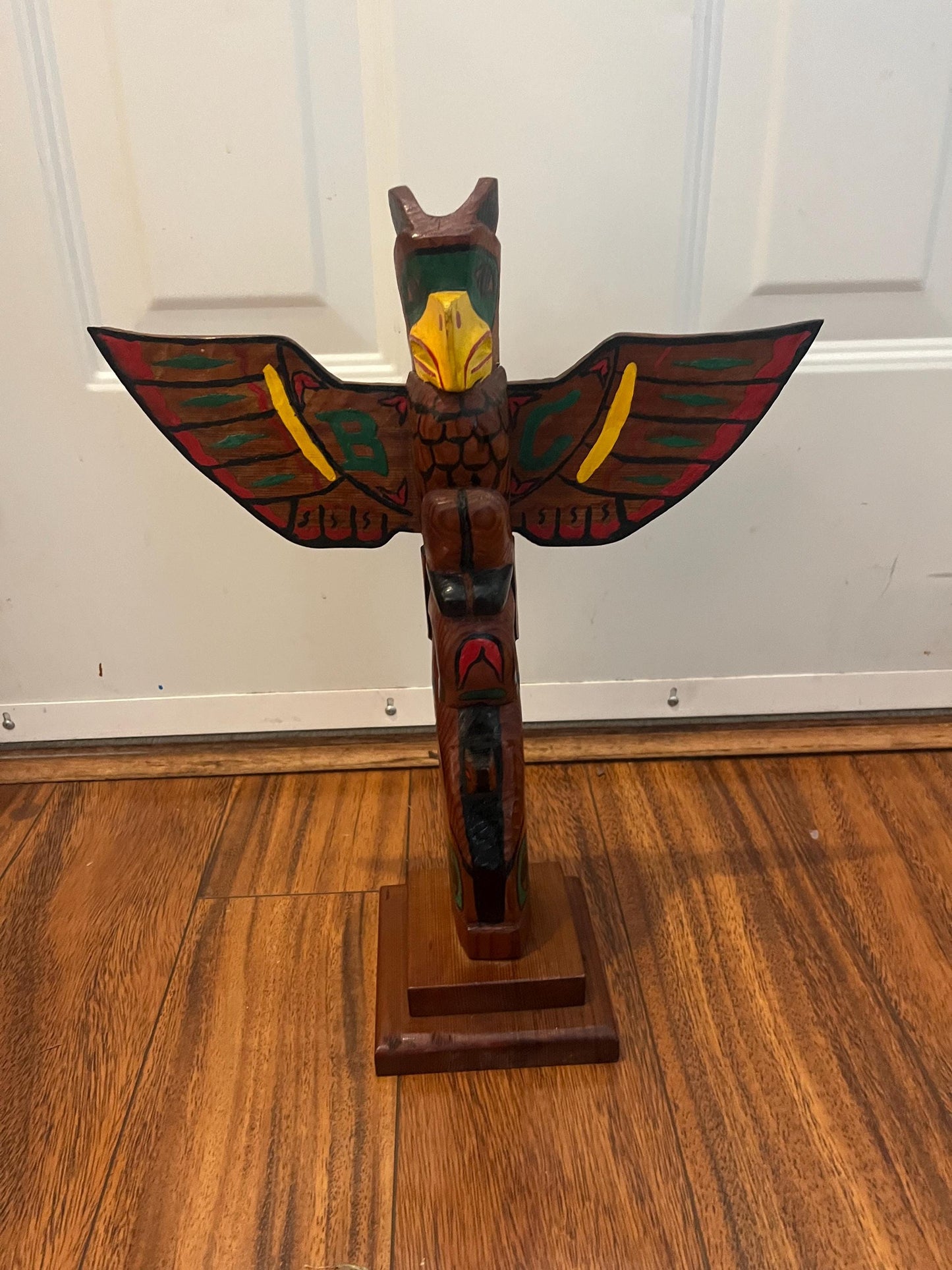 Signed 1970s indigenous first pacific north West Coast transformation totem pole with honey glaze  great value - 17 x 12 inch wide