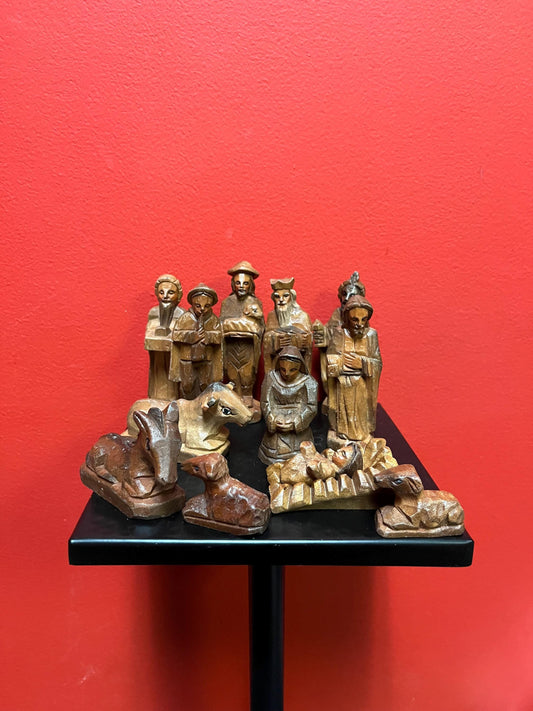 Cool old wooden European nativity set  12 pieces  great value