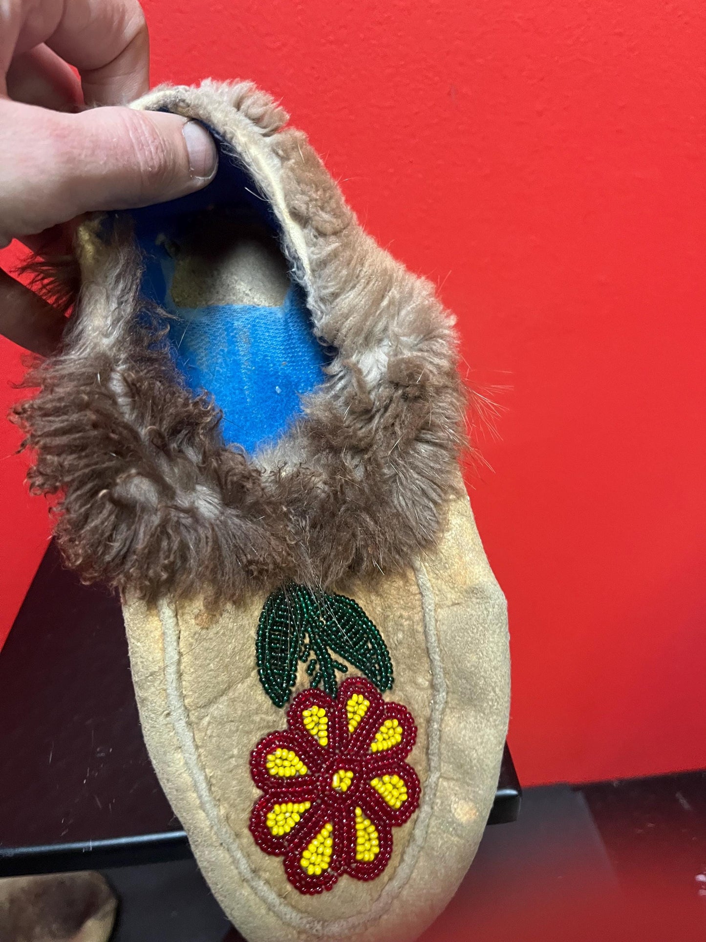 Lovely 9.5 inch long leather and beaded moccasin shoes in rough condition  great for decoration and amazing price