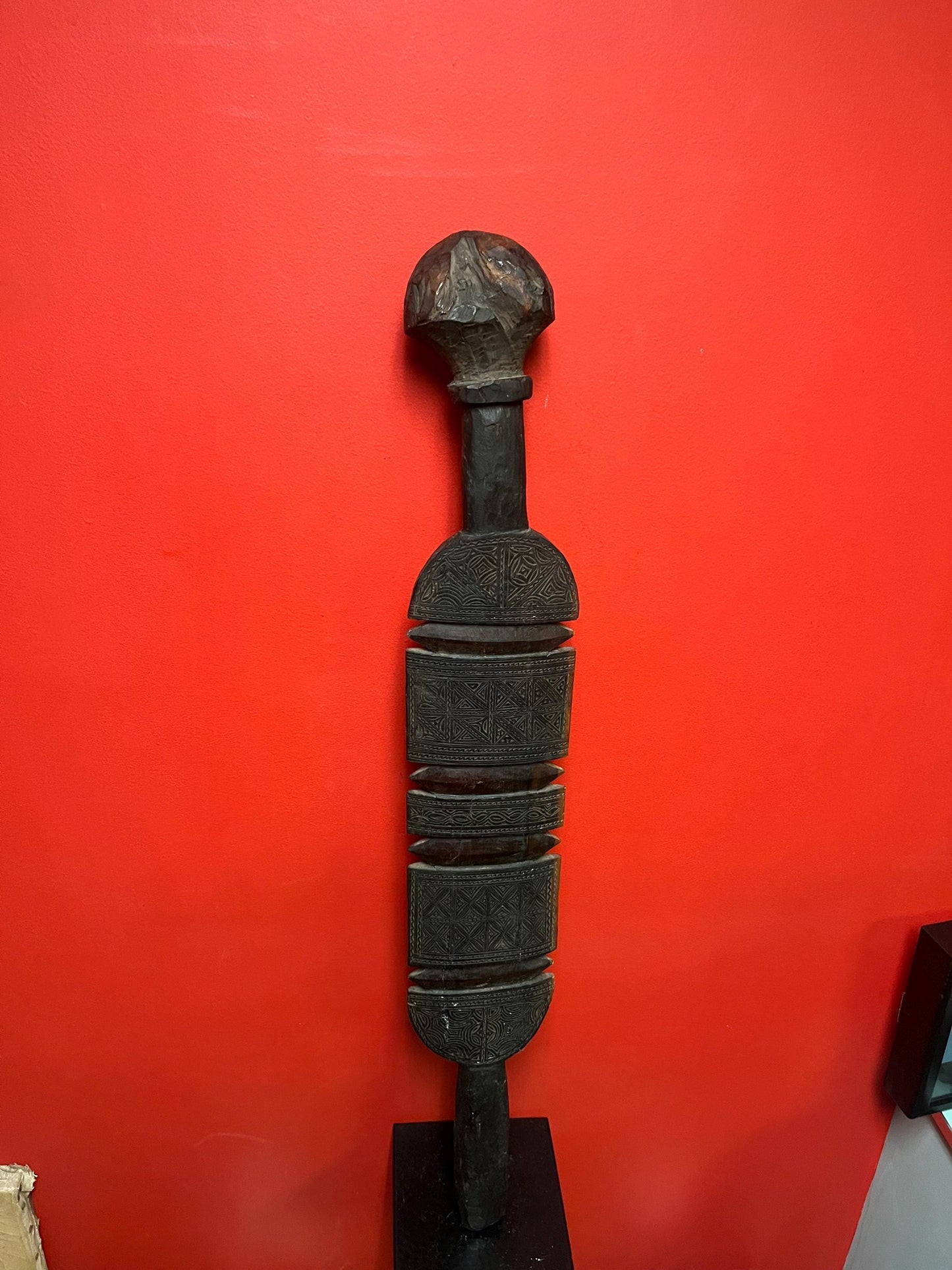 Beautiful rare tribal TAUREG tent peg  great decor  wonderful detail and design  historical piece   39 x 6 wide  wow