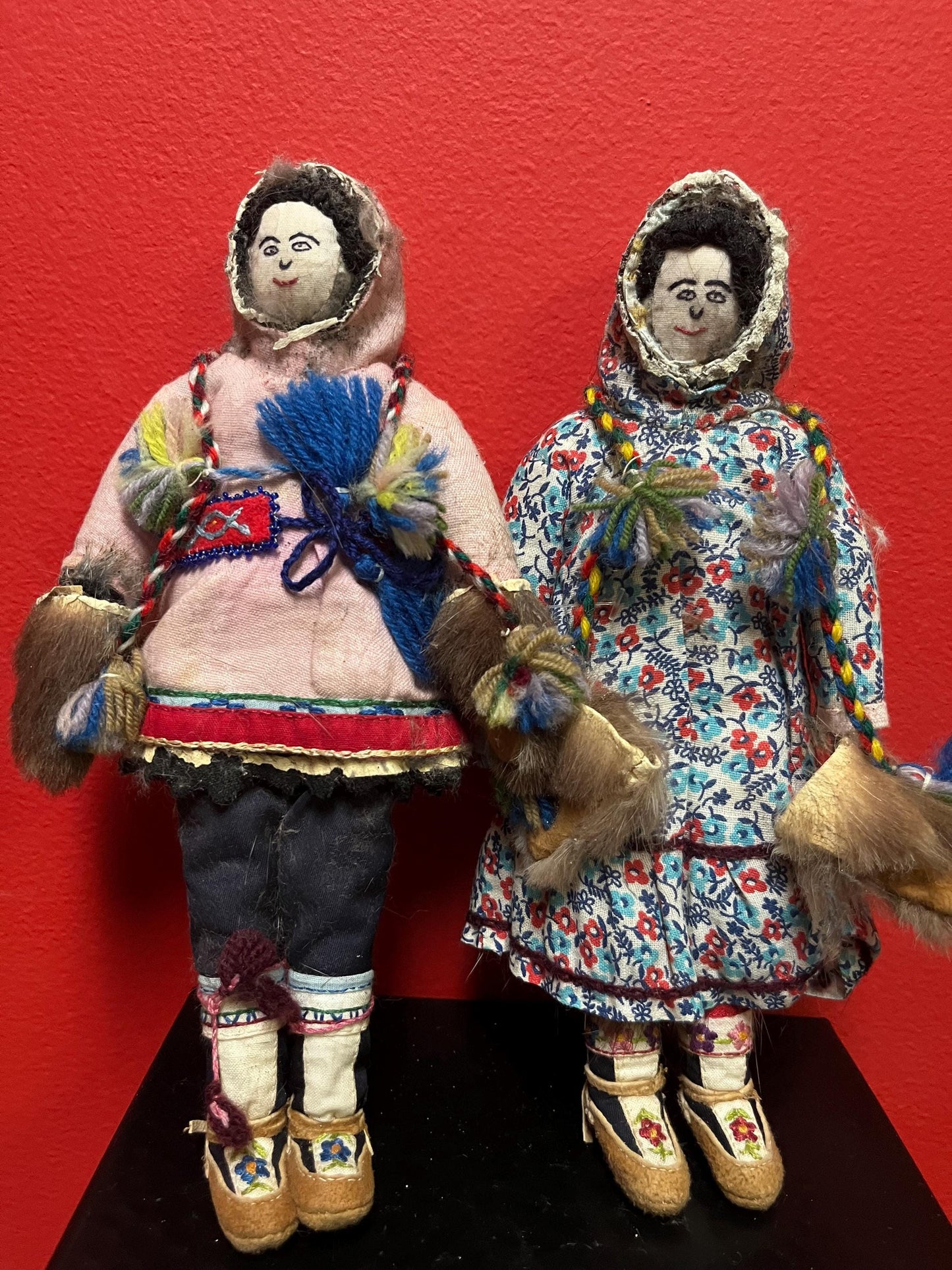 Pair of 9 inch tall first nations indigenous Inuit  cloth dolls with amazing boots see photos but  pretty good condition