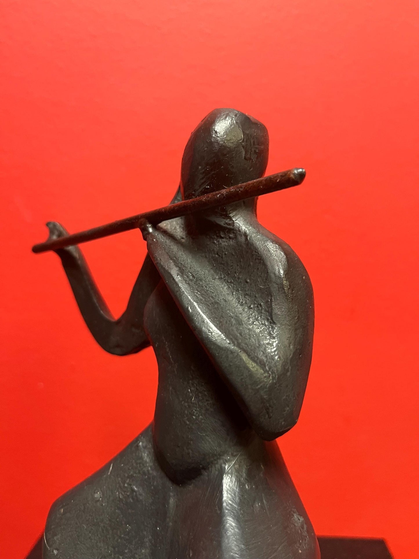 9 inch tall bronze musician  simplistic beauty  heavy and wonderful patina  great value  great gift