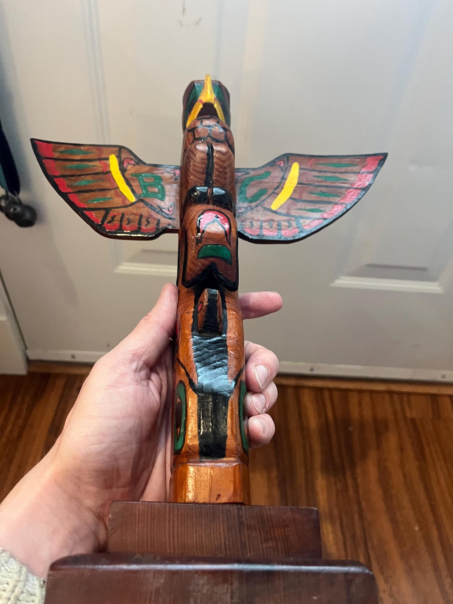 Signed 1970s indigenous first pacific north West Coast transformation totem pole with honey glaze  great value - 17 x 12 inch wide