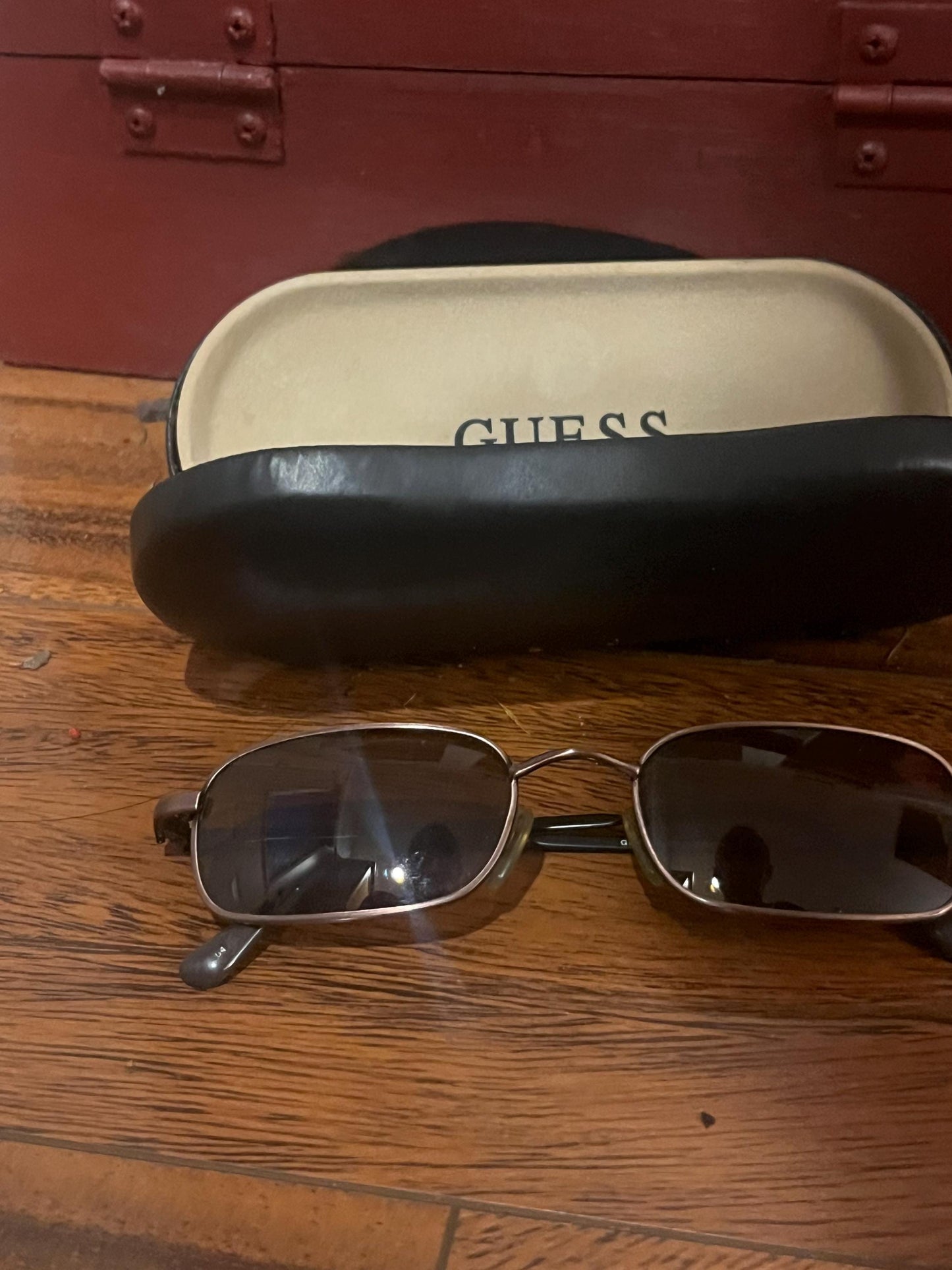 Sexy vintage guess sunglasses In original case  wow