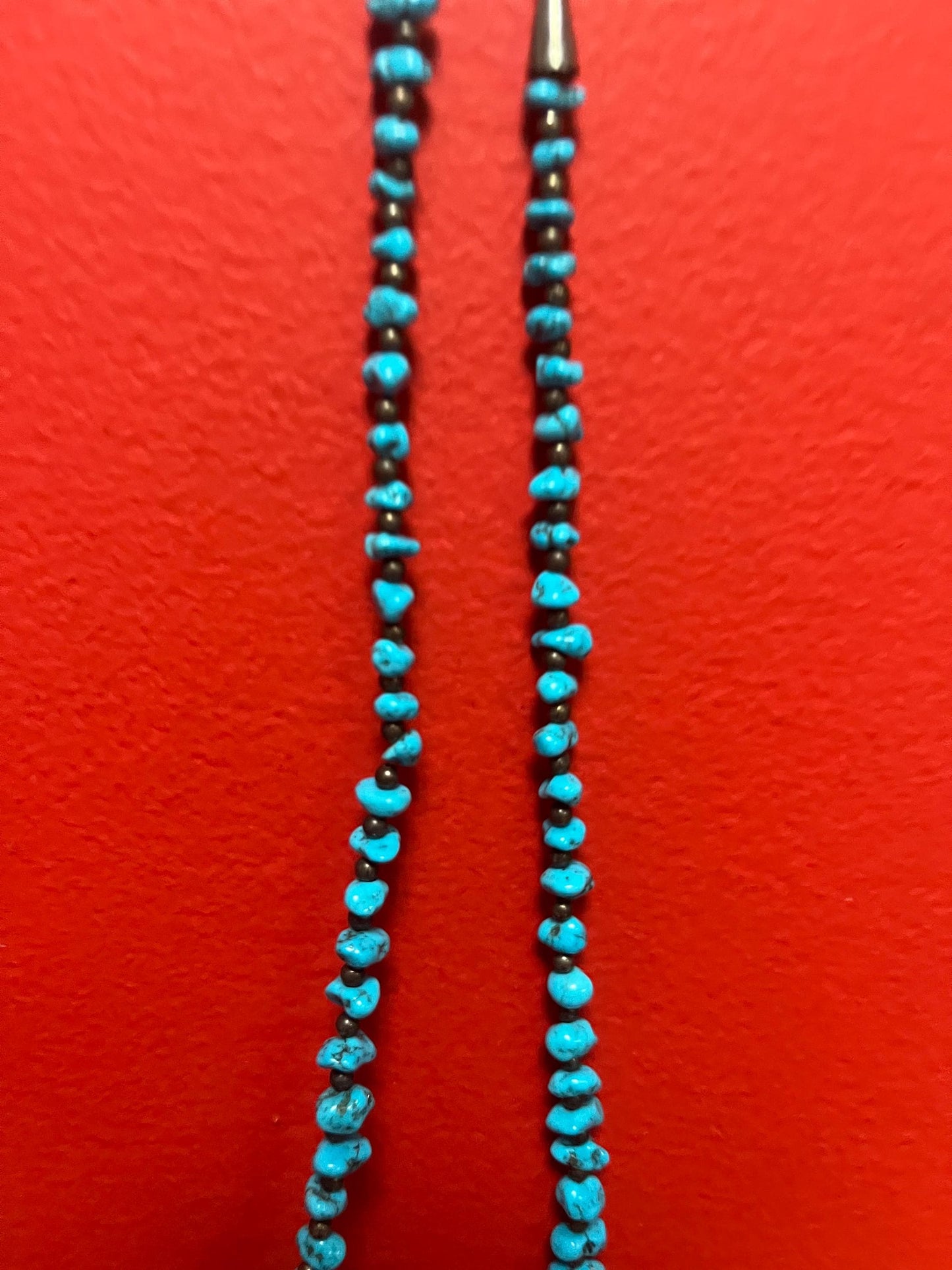 Lovely Navajo style turquoise necklace -approximately 19 inches long  good value