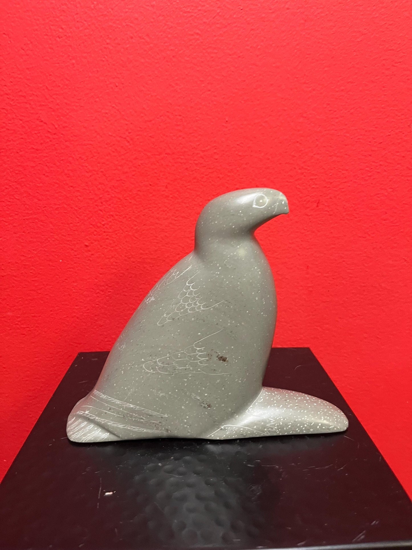 Beautiful 1980s indigenous Inuit signed bird statue in soapstone  made by SIM KAVIK  wonderful detail and condition - 7 x 6 inches high