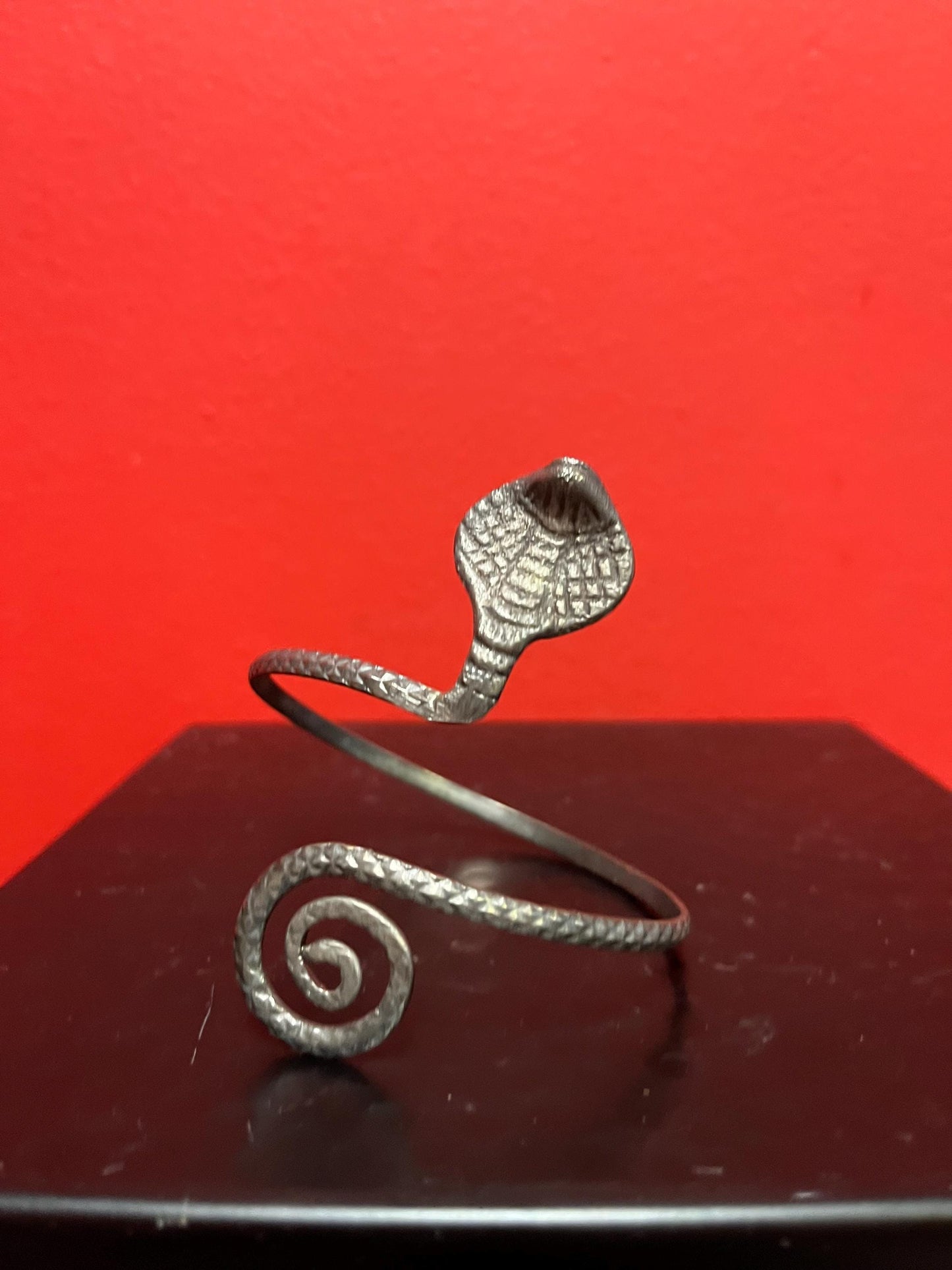 Beautiful vintage 3 inch wide bendable python untested silver bracelet   great imagery and great gift